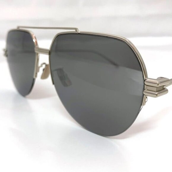 Bottega Veneta Sunglasses Silver Gray Mirror main image 4